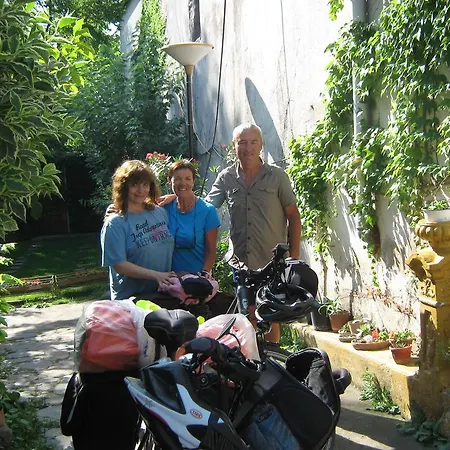 Base For Adventurers - Urban Guerrilla